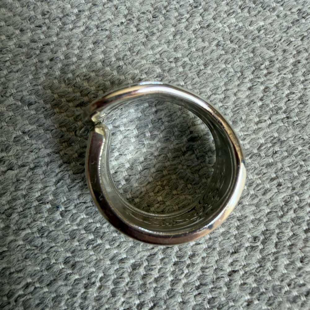 Magnolia Spoon Ring - Picture 8 of 14